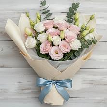 Букет цветов из:  Лизиантусы в Дементьево