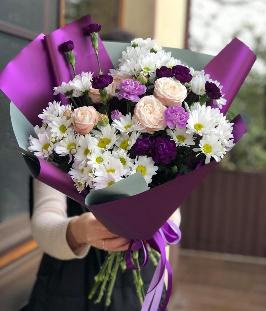 Букет цветов из: Хризантемы, Гвоздики и Розы в Дементьево