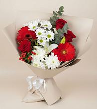 Букет цветов из:  Розы, Хризантемы, Герберы и Лилии в Дементьево