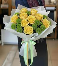 Букет цветов из:  Хризантемы и Розы в Дементьево