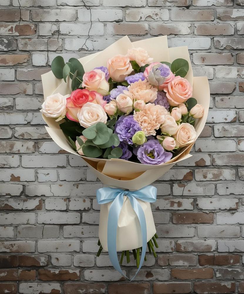 Букет цветов из: Розы, Лизиантусы и Гвоздики в Дементьево