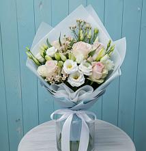 Букет цветов из:  Розы и Лизиантусы в Дементьево