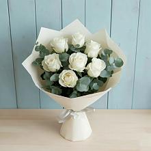 Букет Белые розы в Эвкалипте в Дементьево