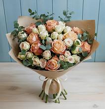 Букет цветов из:  Альстромерии и Розы в Дементьево