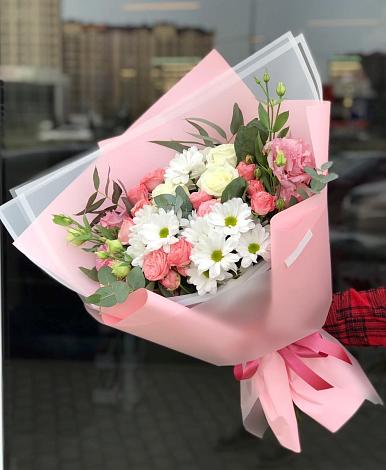 Букет цветов из: Розы, Лизиантусы и Хризантемы в Дементьево