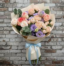 Букет цветов из:  Розы, Лизиантусы и Гвоздики #REPLACE_PRED# Дементьево