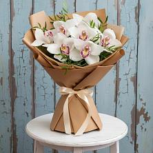 Букет цветов из:  Орхидеи и Розы в Дементьево